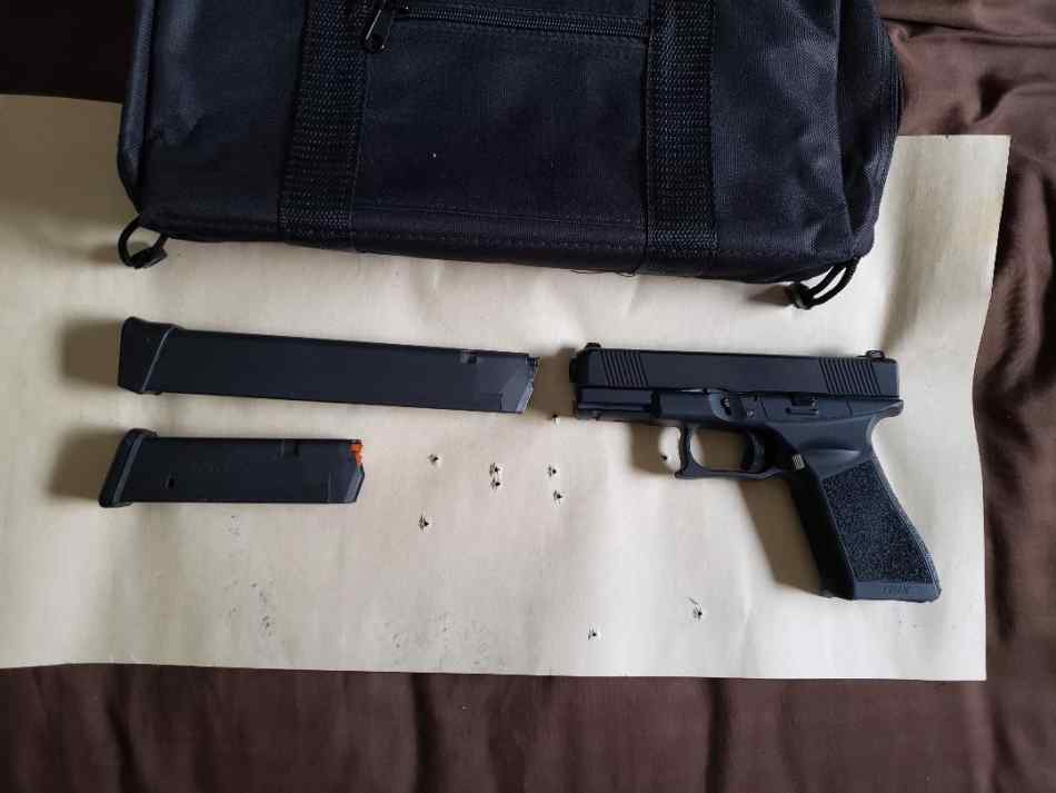 GLOCK 17 / 19 HIGHLY CUSTOM BUILT CLONE