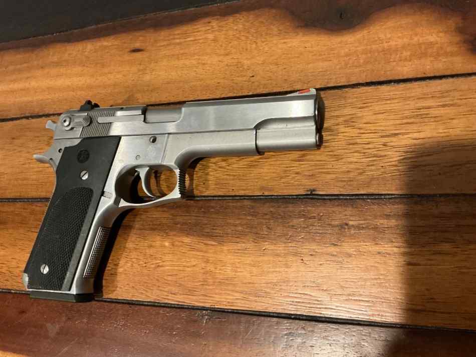 SMITH &amp; WESSON 645 .45 ACP  NAPLES